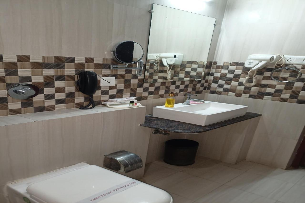 Hotel Jmd International Katihar Eksteriør billede