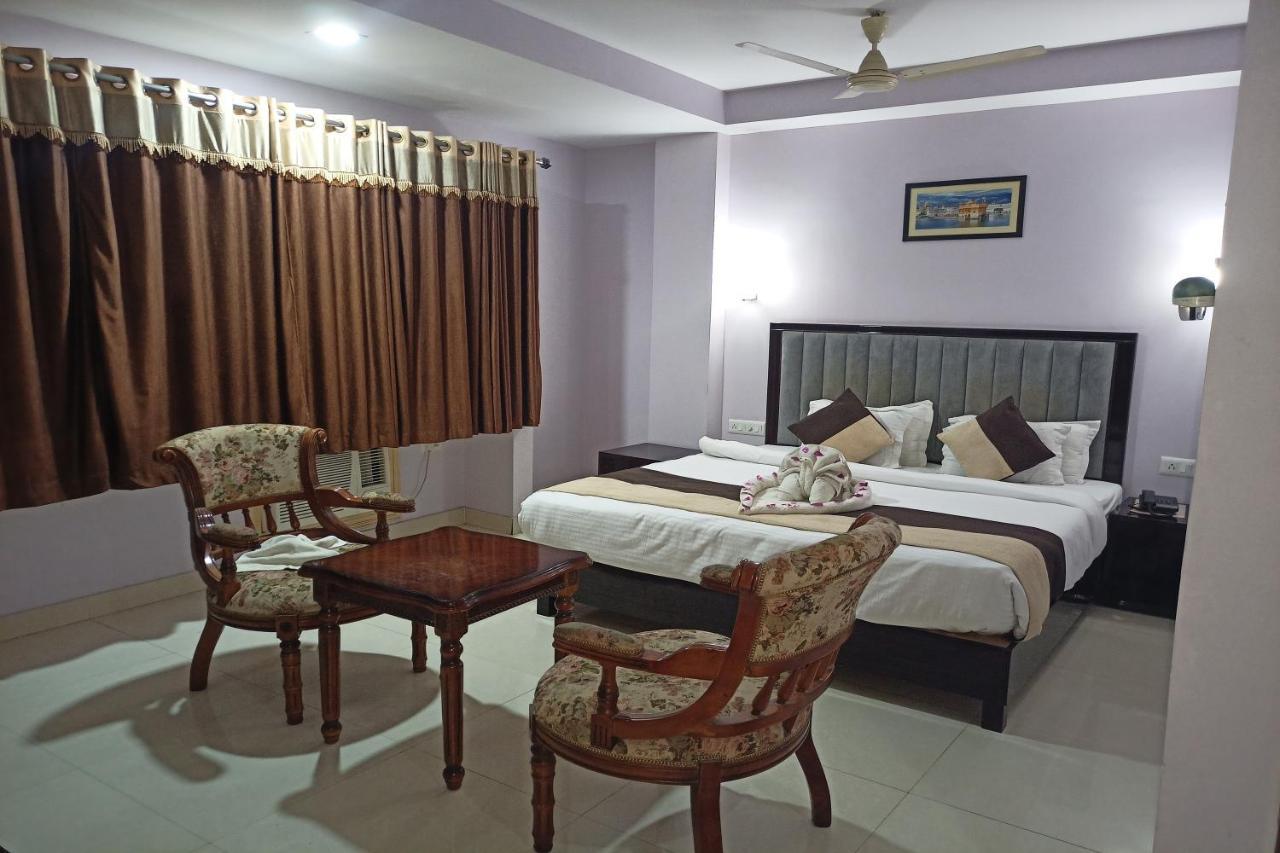 Hotel Jmd International Katihar Eksteriør billede