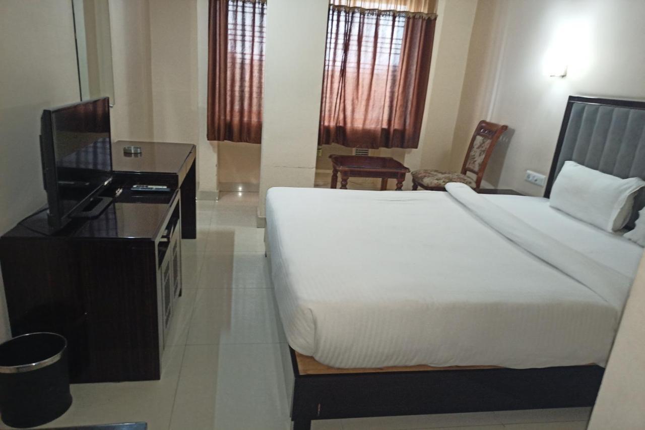 Hotel Jmd International Katihar Eksteriør billede