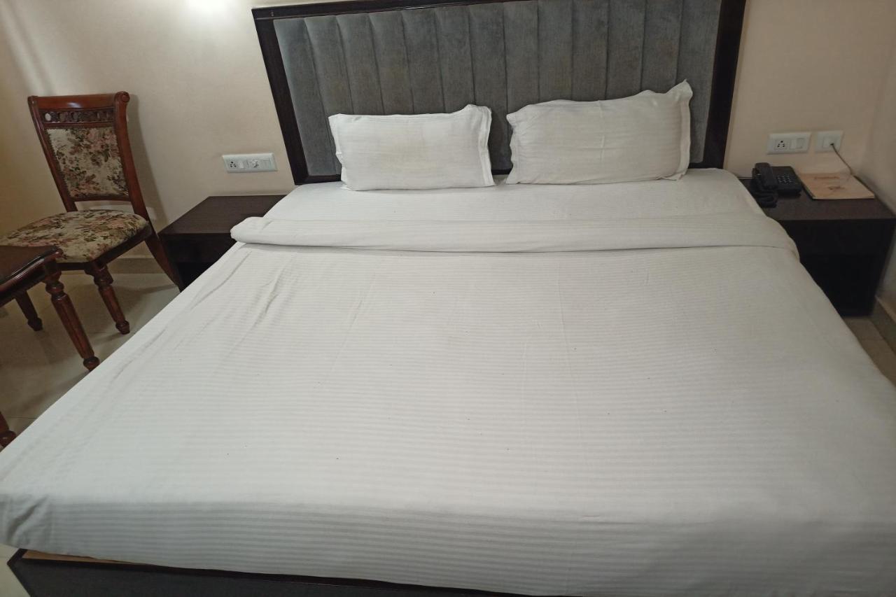 Hotel Jmd International Katihar Eksteriør billede